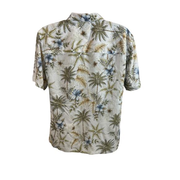 Island Shores Men’s Floral Hawaiian Button Down, M - Picture 2 of 5